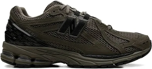 New Balance 1906 Sneakers