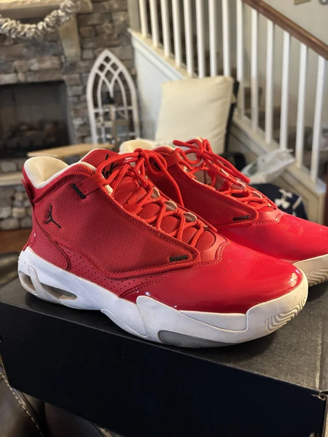 Jordan Max Aura 4
