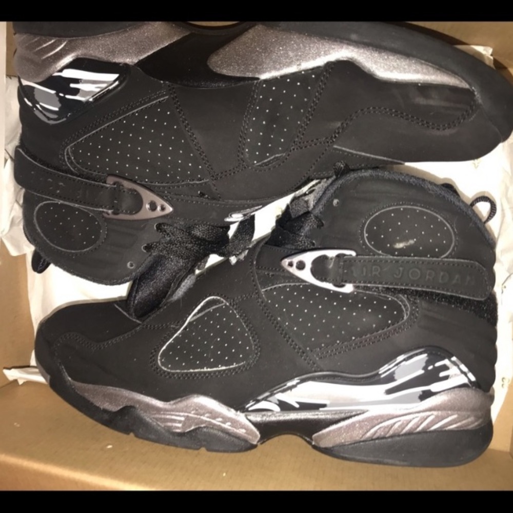 Air Jordan Chrome 8's