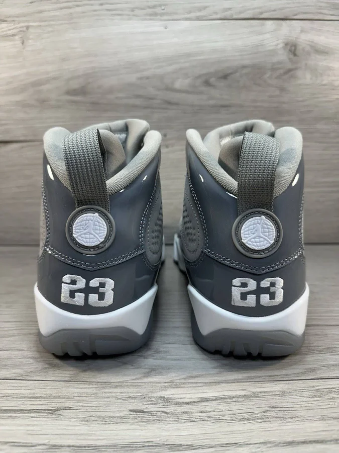 Air Jordan 9 Retro Cool Grey 2025