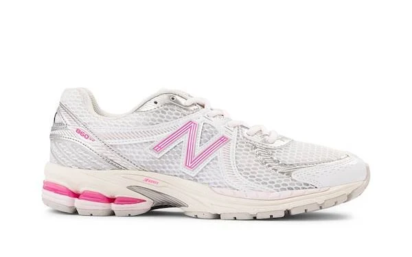 New Balance 860v2 Athletic Shoe