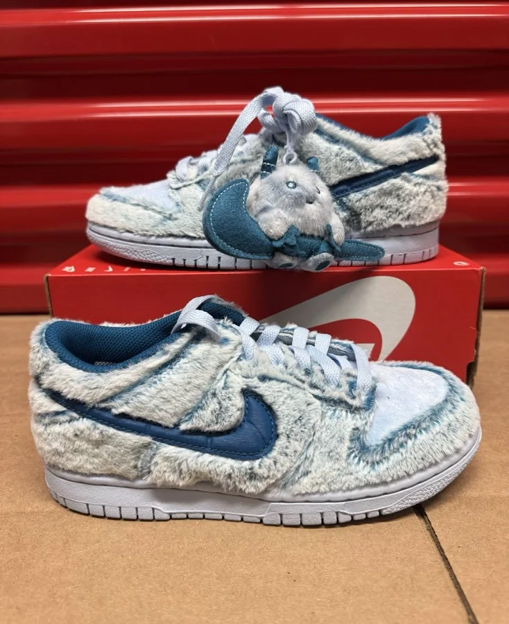 Nike Dunk Low Abominable Snowman
