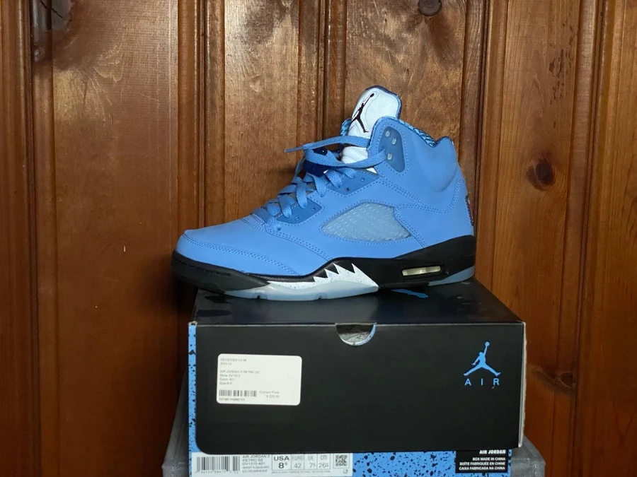 Unc University Blue Jordan 5