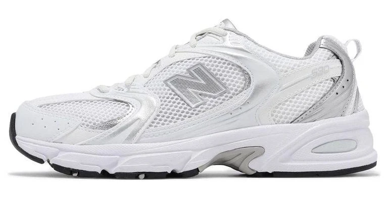 New Balance Women's Mr530 Low-Top Leather and Mesh Trainers