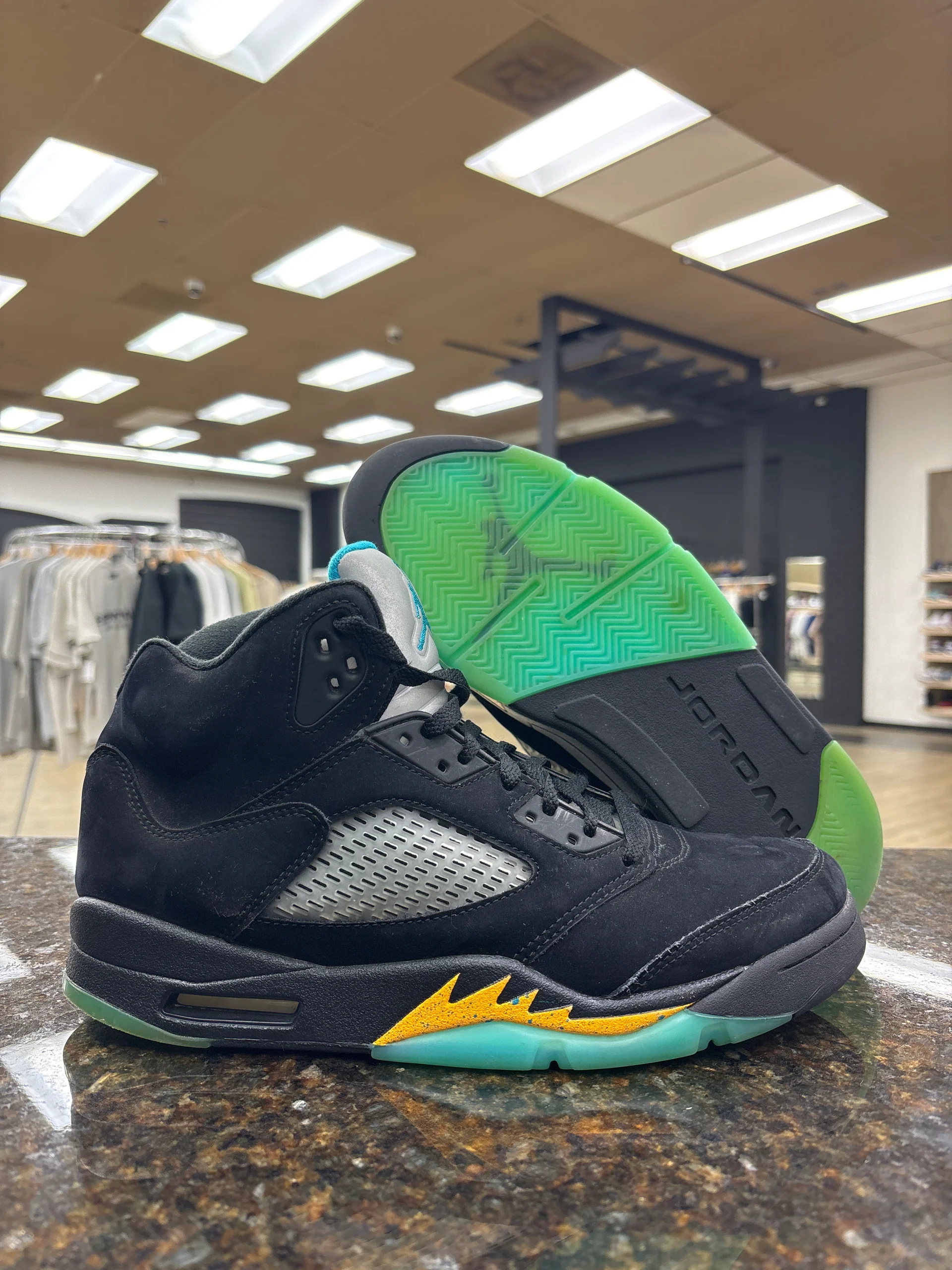 Jordan 5 ‘Aqua’ USED NO BOX - 10.5