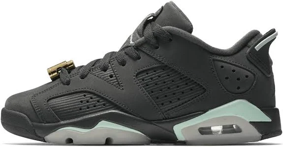 Jordan Retro 6 Low Girls