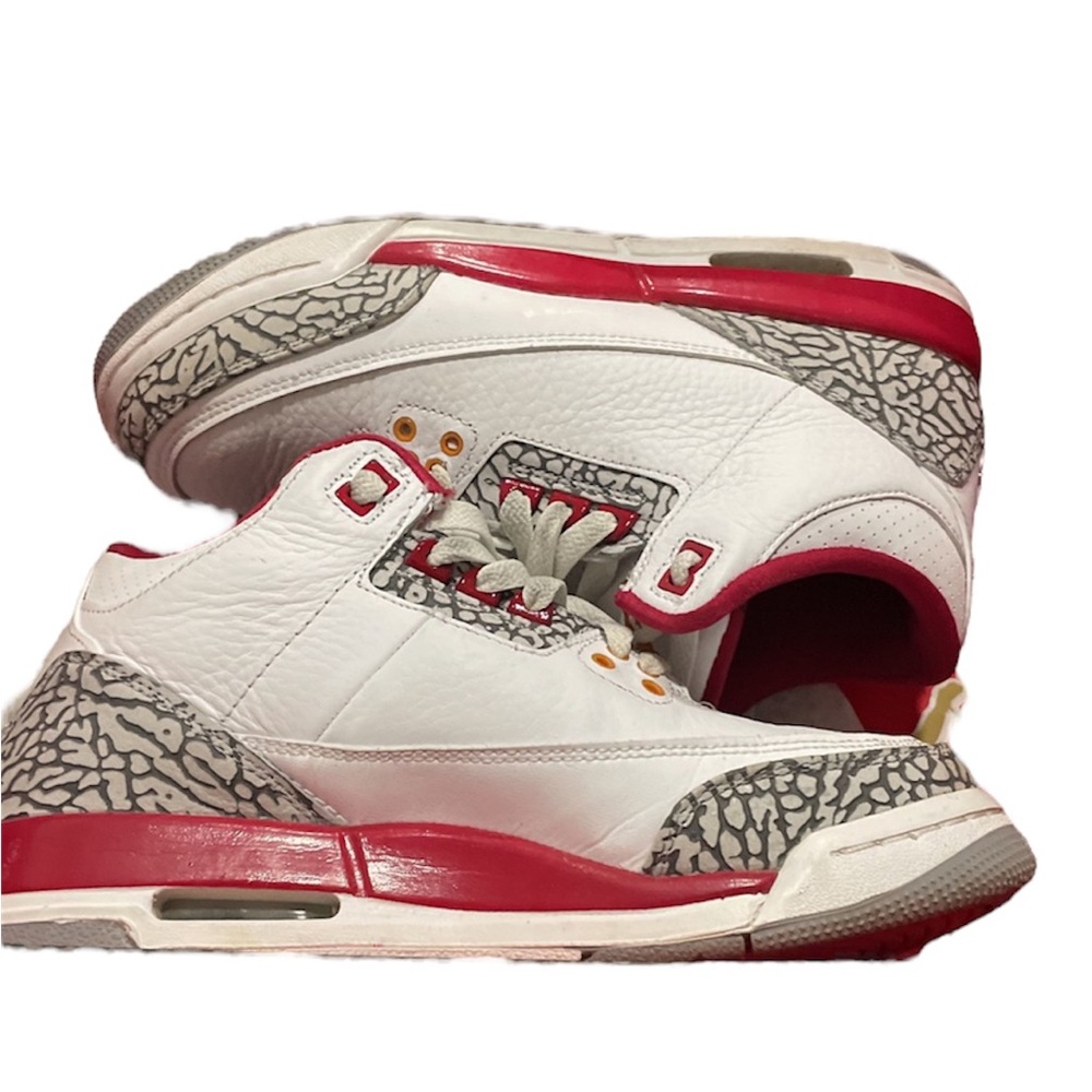 Air Jordan 3 Cardinal