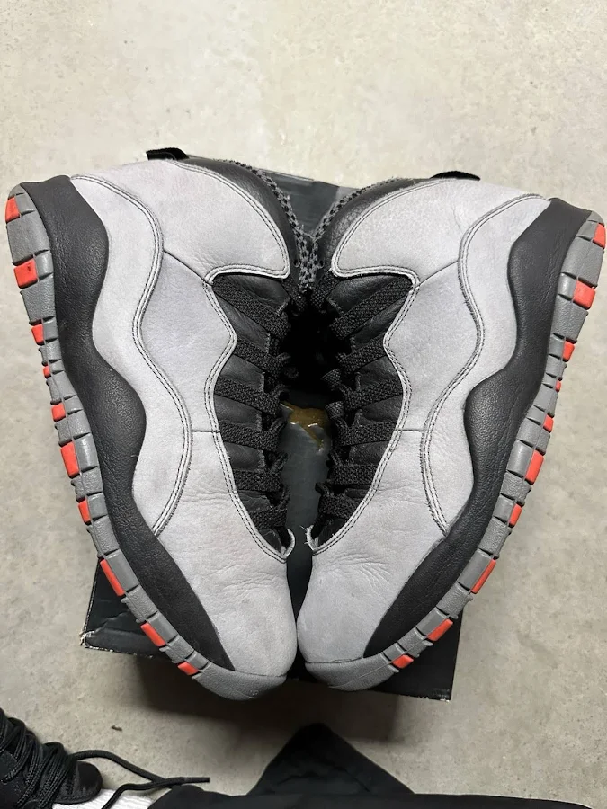 Air Jordan 10 Retro Cool Grey - Size 10