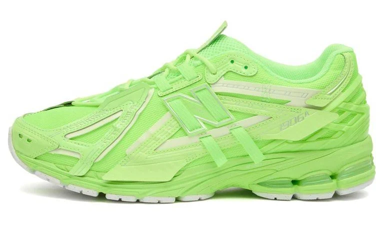 New Balance Women's 1906A Sneaker - Green - Low-top sneakers