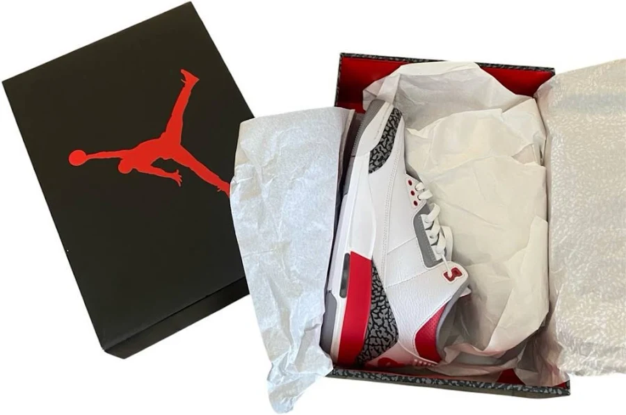 Jordan Shoes | Air Jordan 3 Fire Red (2022) | Color: Red/White | Size: 9.5 | Pm-59763531's Closet