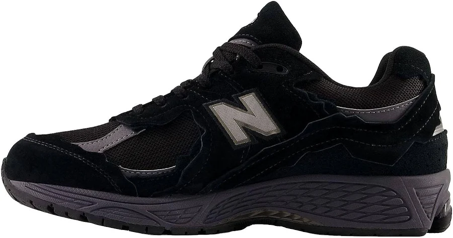 New Balance 2002r Gore-tex Men Sneakers - Black/magnet