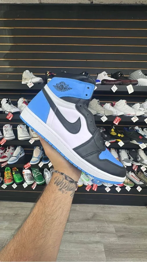 Air Jordan 1 Unc Toe Size 12