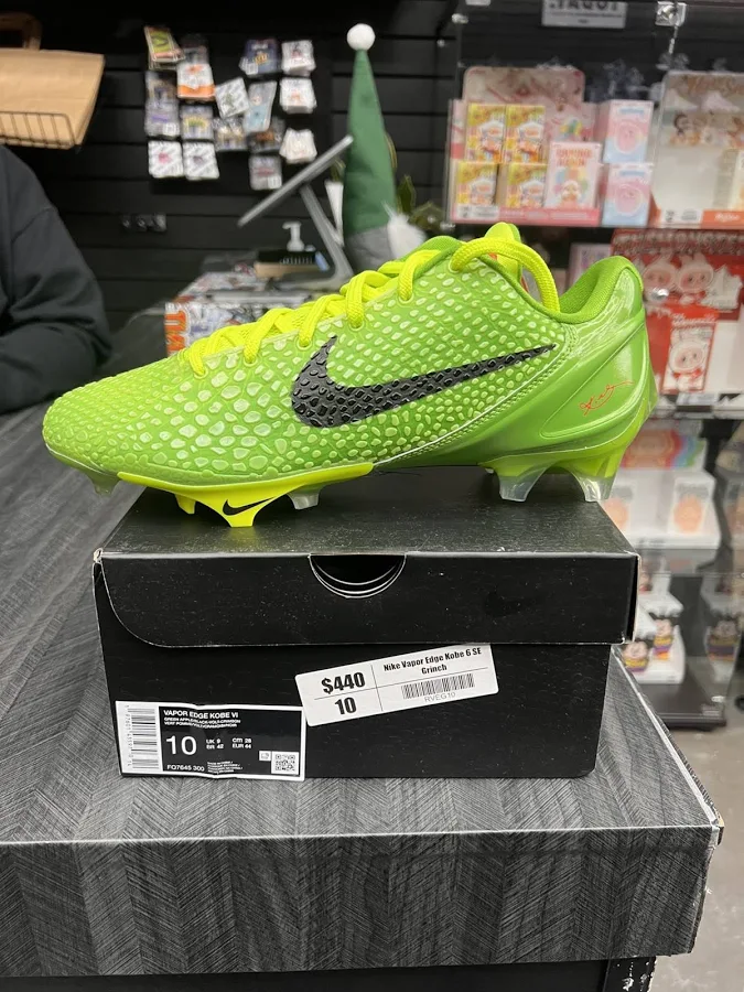 Size 10 - Nike Vapor Edge Kobe 6 Protro Low Grinch Cleats Fq7645-300