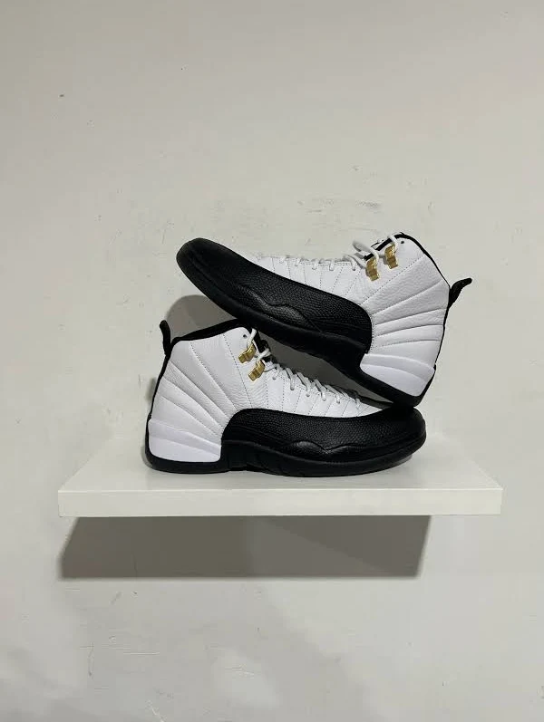 NIKE JORDAN 12 TAXI 2025 SIZE 8.5 PREOWNED (Preowned, Original, 8.5)