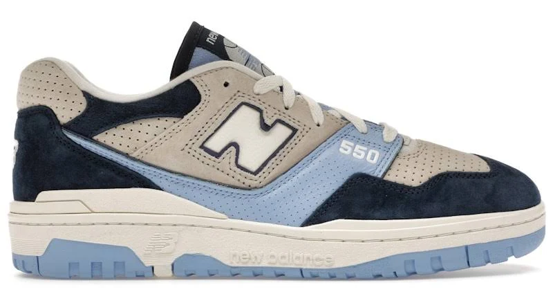 New Balance Mens 550 Sneakers