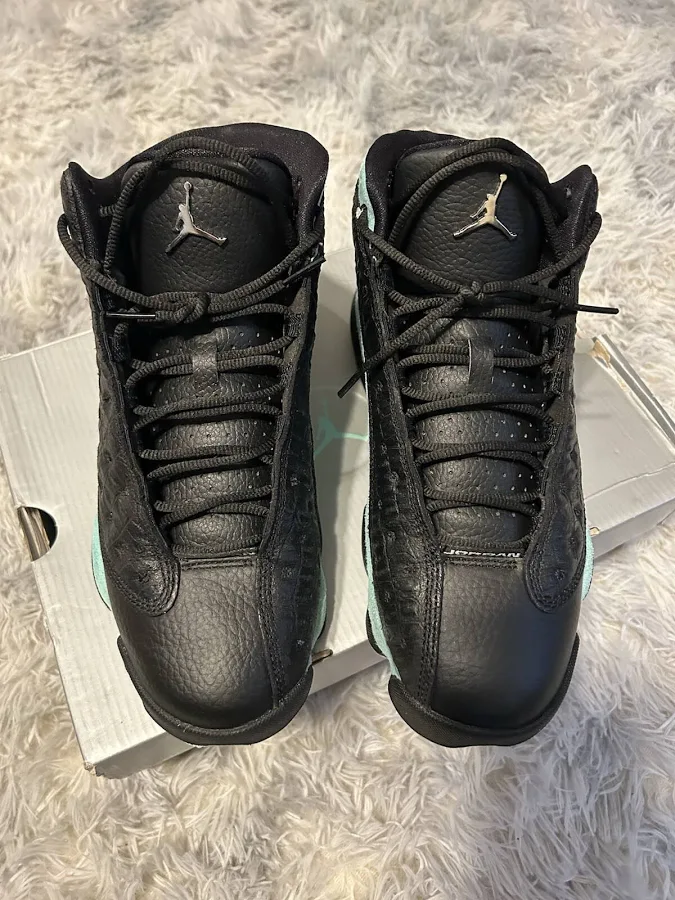Size 8.5 - Air Jordan 13 Retro Island Green