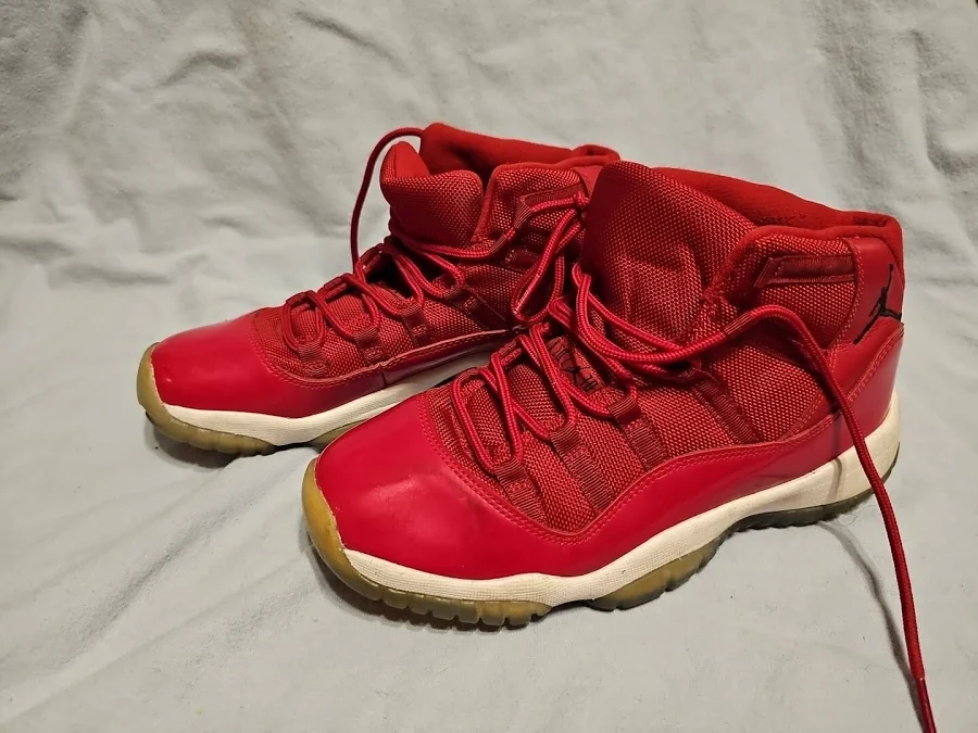 Nike Air Jordan 11 Retro 'win Like 96' 378038-823 Size 7y Patent