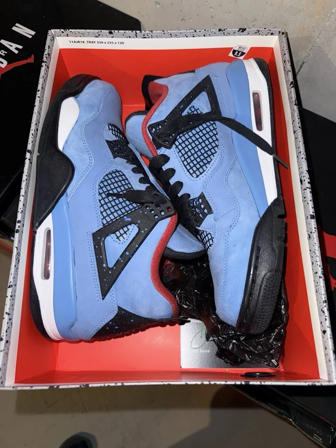 Air Jordan 4 Retro Travis Scott (2018)