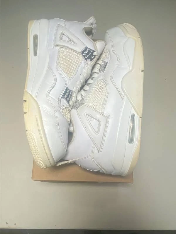 #677 - Size 11 - 2017 Air Jordan 4 'Pure Money'