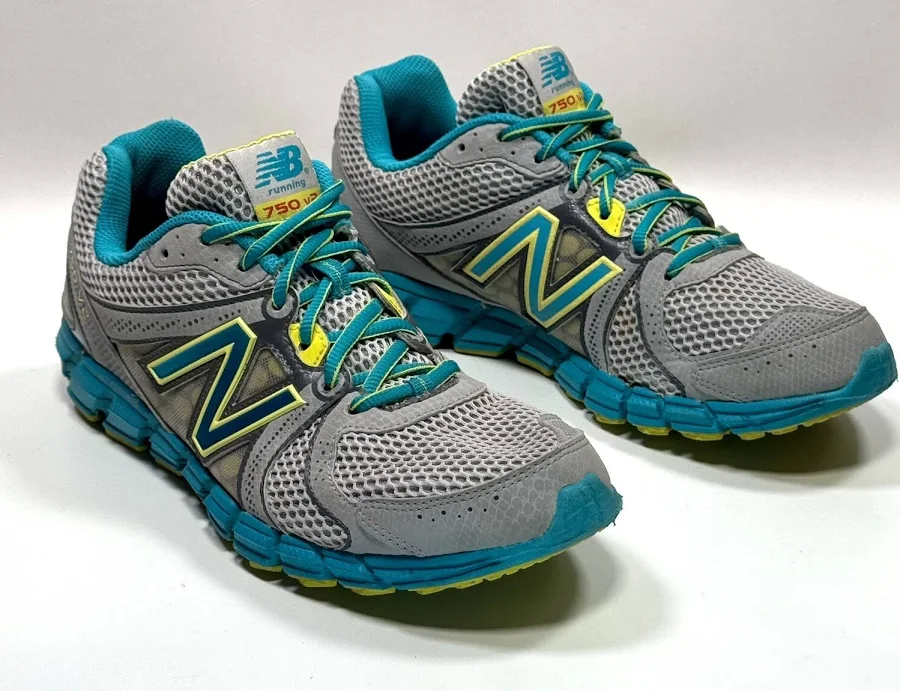 Balance 750 V2 Running Shoes Sneakers - Us Women’s 9.5 - Gray Blue