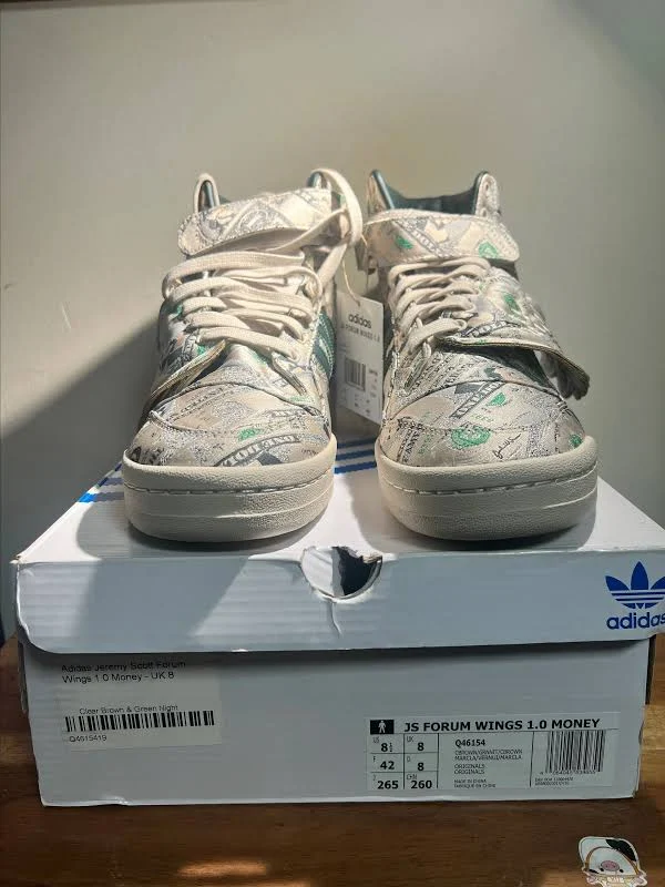 Brand new Jeremy Scott Wings 1.01