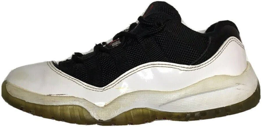 Air Jordan 11 Retro Low 'tuxedo' Shoes White/black Boys (size 11c)