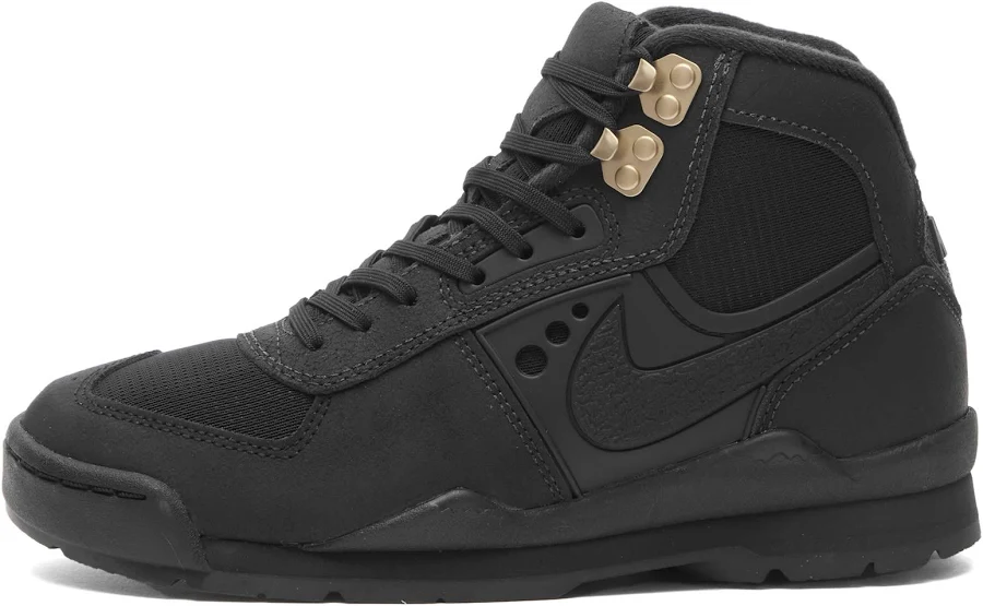 Nike Men's Baltoro SP Boot in Black/Metallic Gold/White, Size UK 7 | END Clothing