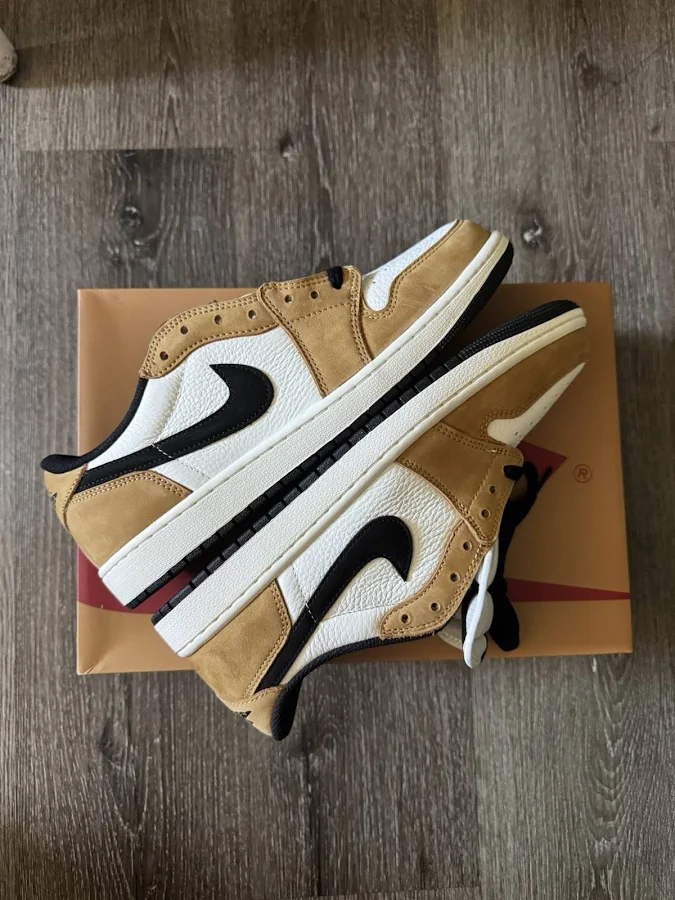 Nike Air Jordan 1 Retro Low Og Rookie Of The Year Sail Black Golden