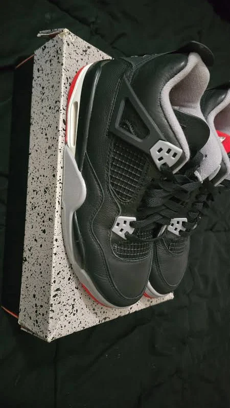 7y Jordan 4 Retro OG Bred (2019)