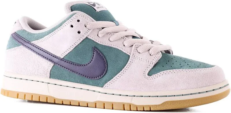 Nike SB Dunk Low Pro SB Skate Shoes - mineral slate/dark raisin-particle rose-silt red 4.5