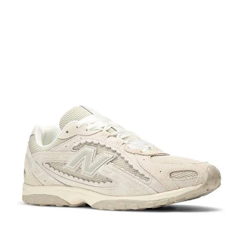 New Balance Gender Inclusive 204L Sneaker in Sea Salt/linen at Nordstrom, Size 9.5 Women's