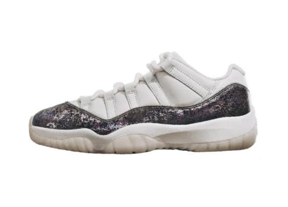 Air Jordan 11 Low Cny 'year Of Snake' Hq7000-001