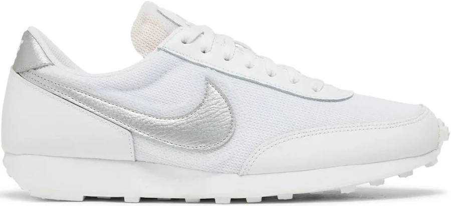 Women's Nike Daybreak Shoes