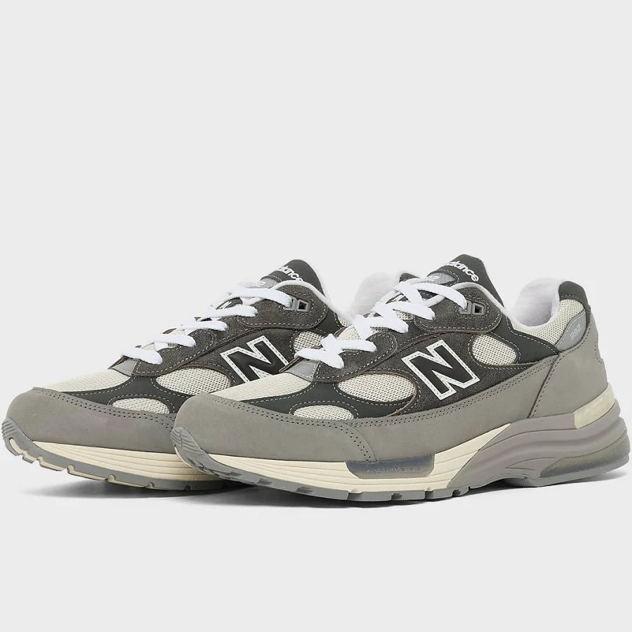 New Balance Men's 992 Made in USA Sneaker