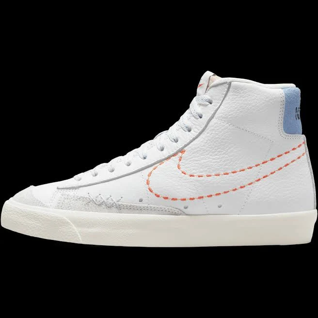 Nike Women's Blazer Mid '77 Sneakers