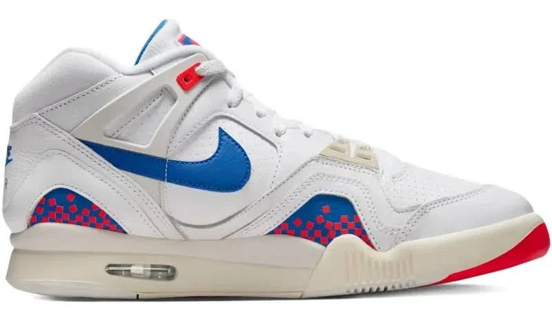 Air Tech Challenge Ii Qs Sneaker In White