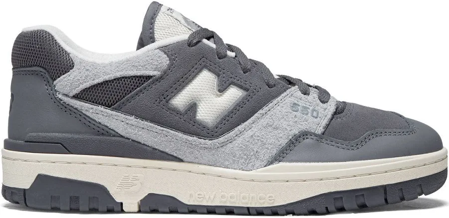 New Balance 550 Shoes