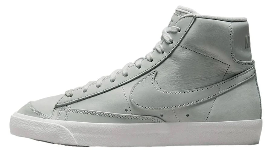 Nike Women's Blazer Mid