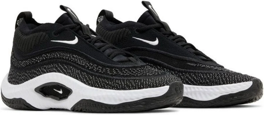 Nike Men's Cosmic Unity 3 Team Basketball Shoes