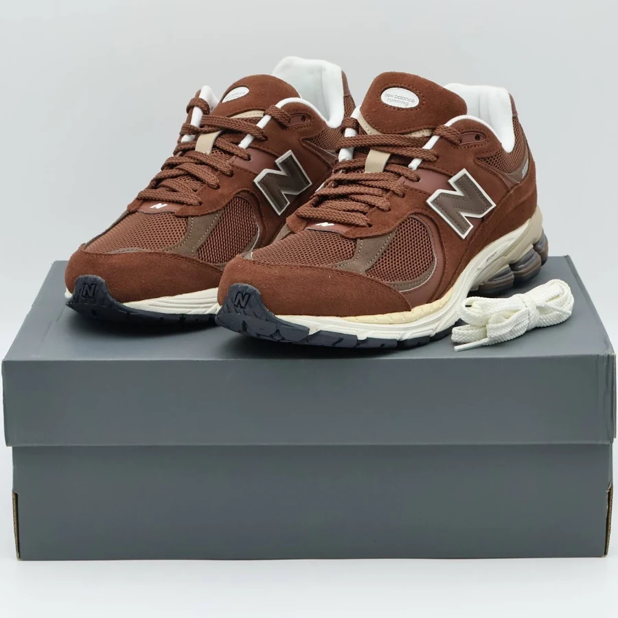 M2002rff Balance 2002r Brown (men's)