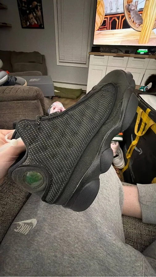 0975 Nike Air Jordan 13 Retro "Black Cat"