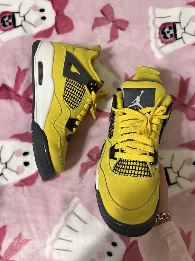 Jordan 4 Lightning Men's