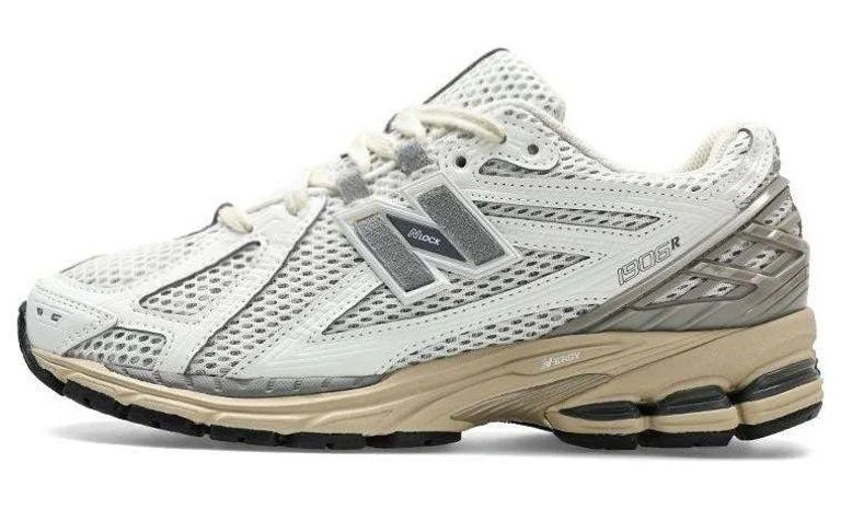 New Balance Men's 1906r - White - Low-top sneakers