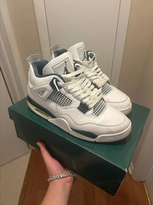 Jordan 4 Oxidized Green *CLEANNN*