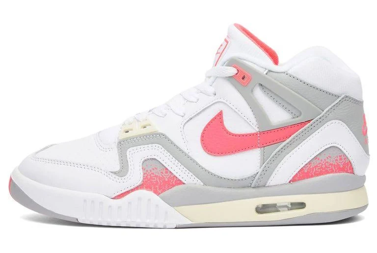 Nike Women's Air Tech Challenge Ii Qs Sneaker - White - Low-top sneakers - 8