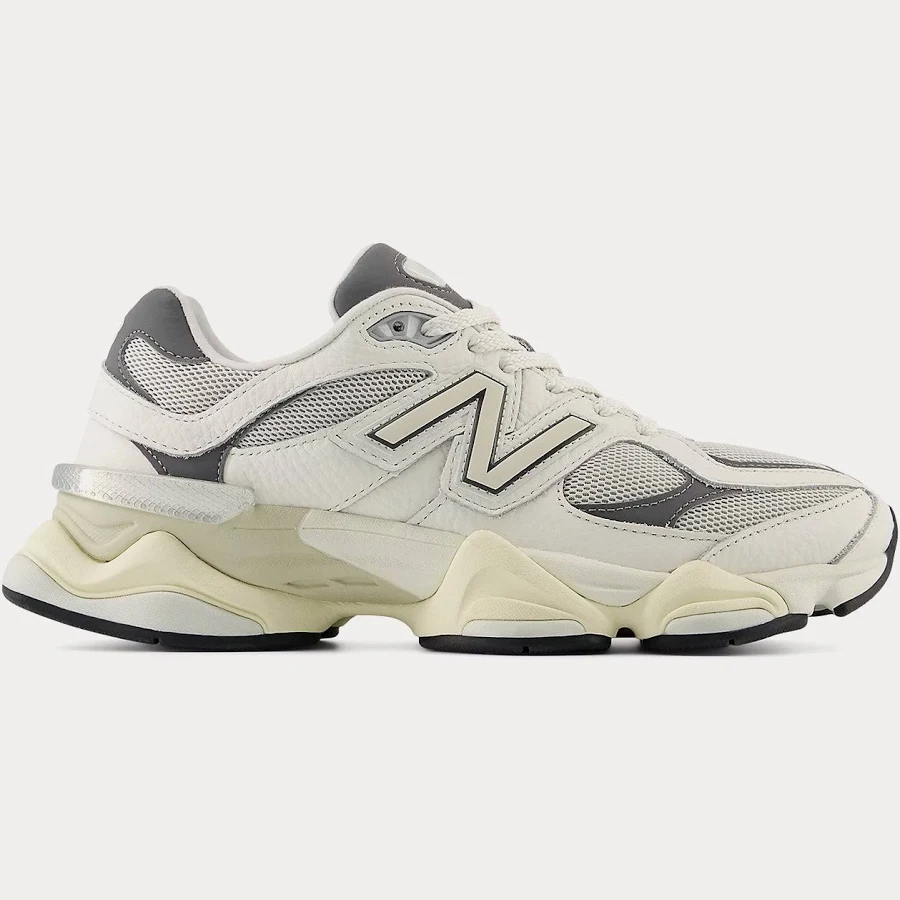 New Balance 9060 Sea Salt / Castlerock Sneakers White / New Balance - US / US