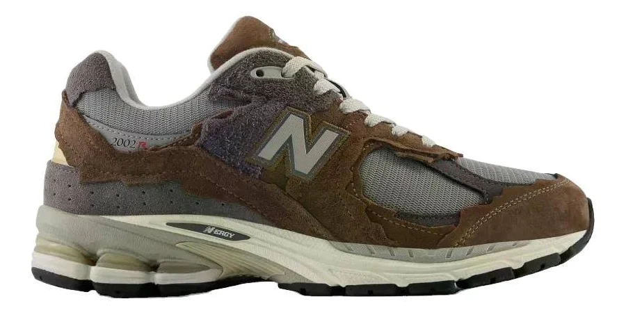 New Balance 2002r Suede Men Sneakers - Brown