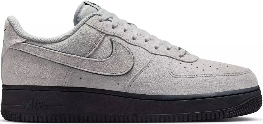 Nike Men Air Force 1 '07 LV8