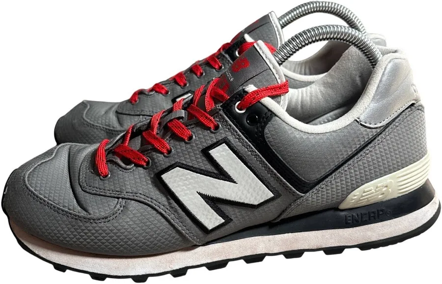 Balance 574 Mens 9.5 Grey Red Low Top Running Shoes Streetwear
