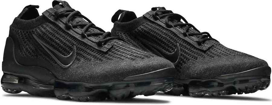 Nike Women's Air Vapormax 2021 Flyknit Sneakers